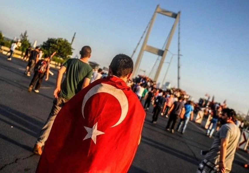 FETÖ'nün hain darbe girişiminin üzerinden 10 yıl geçti! Bakanlardan 15 Temmuz mesajları... - Resim : 3
