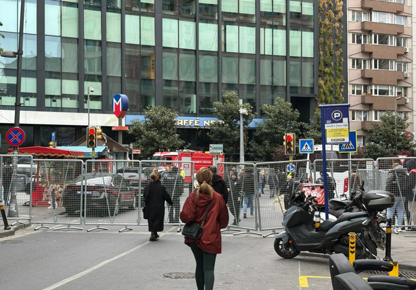 İşçiler 1 Mayıs'ta meydanlarda: Beşiktaş ve Şişli'de gözaltılar var! İşte İstanbul'da son durum - Resim : 9