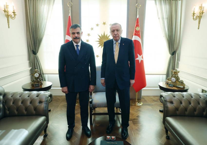 Cumhurbaşkanı Erdoğan, Adalet Bakanı Akın G&uuml;rlek ve İ&ccedil;işleri Bakanı Mustafa &Ccedil;ift&ccedil;i'yi kabul etti - Resim : 2