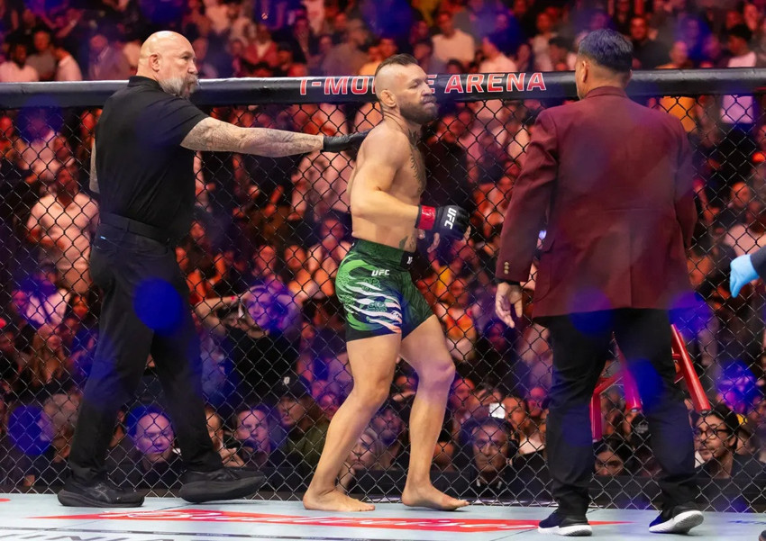 UFC 329'da şok! Kimse bunu beklemiyordu! Maç 69 saniyede bitti - Resim : 2