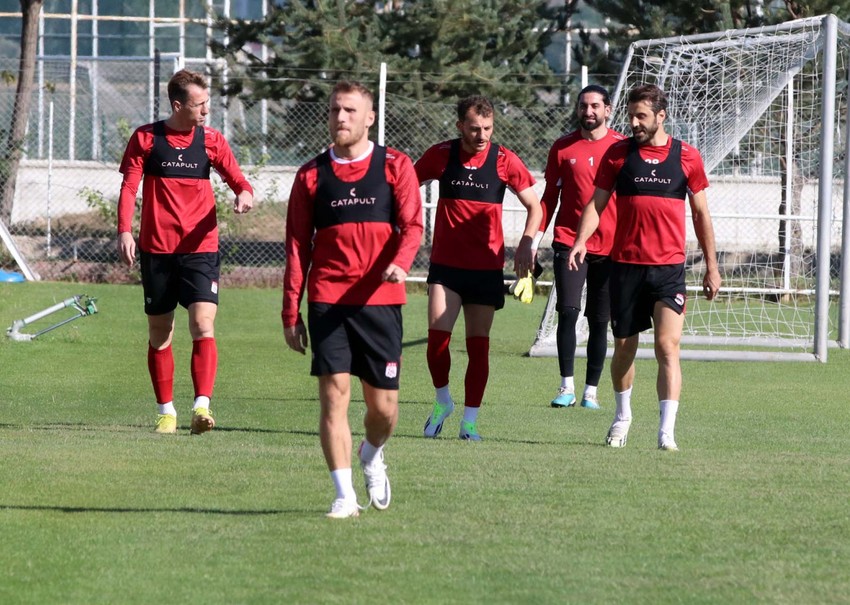 Sivasspor, MKE Ankaragücü maçı hazırlıklarını sürdürdü! - Resim : 1