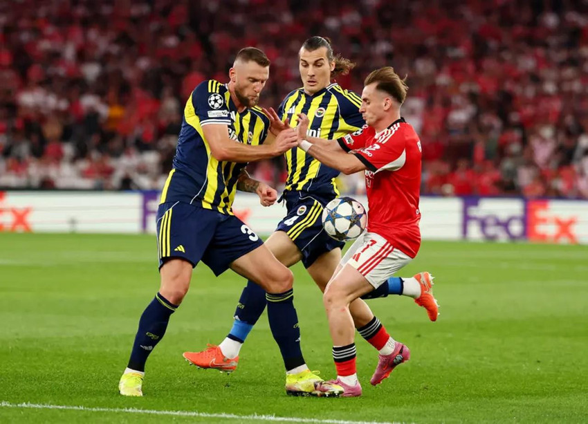 Fenerbahçe'yi Kerem Aktürkoğlu yıktı! Şampiyonlar Ligi yolculuğu başlamadan bitti - Resim : 1