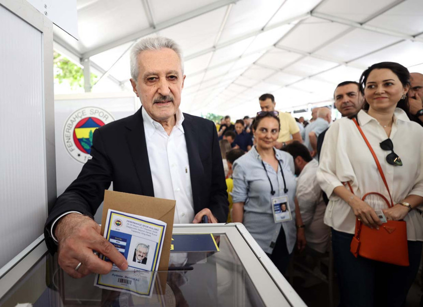 Fenerbahçe yeni başkanını seçiyor! Aziz Yıldırım mı, Hakan Safi mi? Katılım rekor kırdı! Oy sayımına geçilecek - Resim : 6
