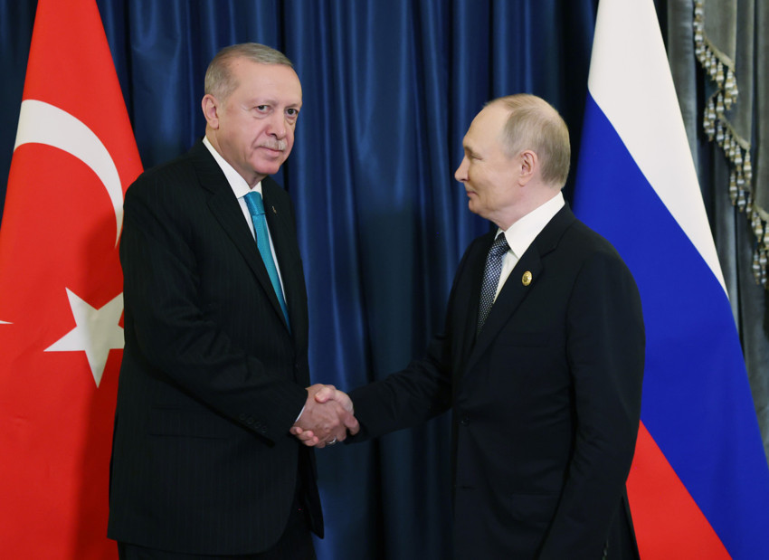 Çin'de diplomasi trafiği! Cumhurbaşkanı Erdoğan Çin'de Putin'le bir araya geldi - Resim : 3