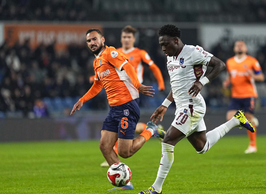 Nefes kesen 7 gollü düello! Trabzonspor, Başakşehir’i 90+11.dakikada yıktı - Resim : 1