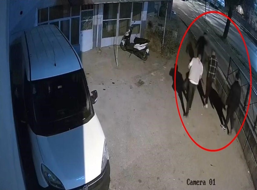 Eğlence mekanındaki hesap kavgası kanlı bitti! 1 ölü, 2 yaralı - Resim : 2