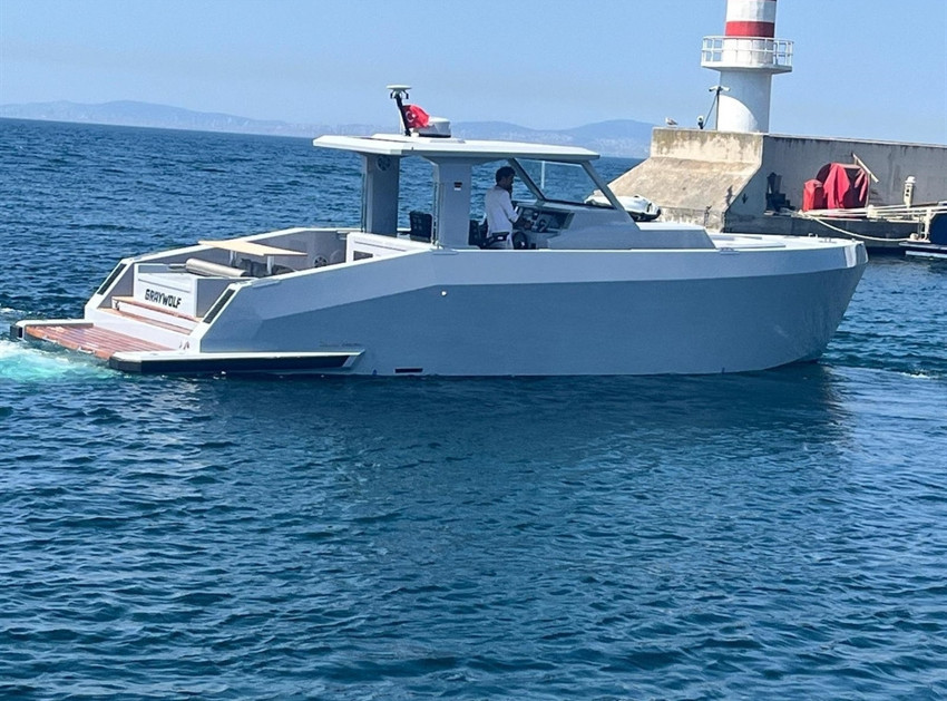 İş insanı Halit Yukay'ı arama çalışmaları 6'inci gününde: Kıvanç Tatlıtuğ'da arama çalışmalarına katıldı! - Resim : 1