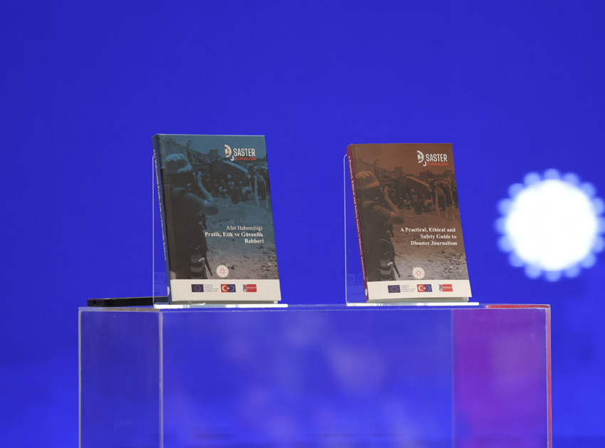 Burhanettin Duran: 5 ayda 450'ye yakın dezenformasyon tespit ettik - Resim : 3