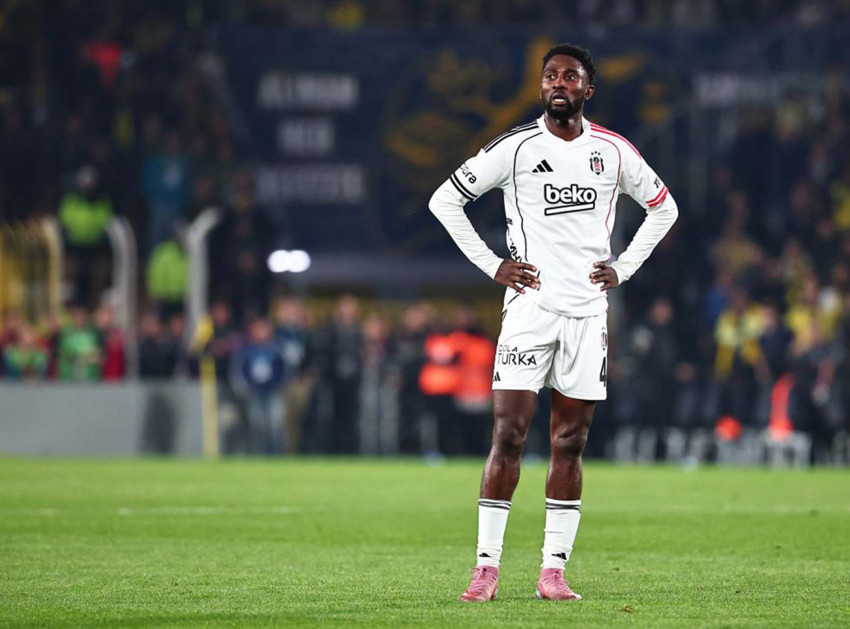 Fenerbahçe derbisinde sakatlanmıştı! Beşiktaş’a yıldız futbolcudan kötü haber! - Resim : 1