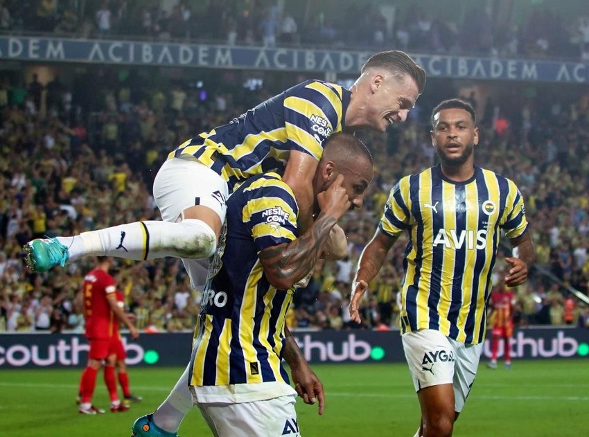 Fenerbahçe 3 puanı rahat aldı! Kayserispor’u 2-0’lık skorla mağlup etti - Resim : 3