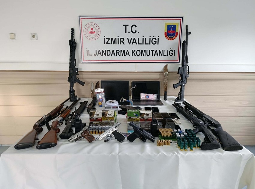 İzmir'de suç örgütüne operasyon; 6 kişi gözaltına alındı! - Resim : 2