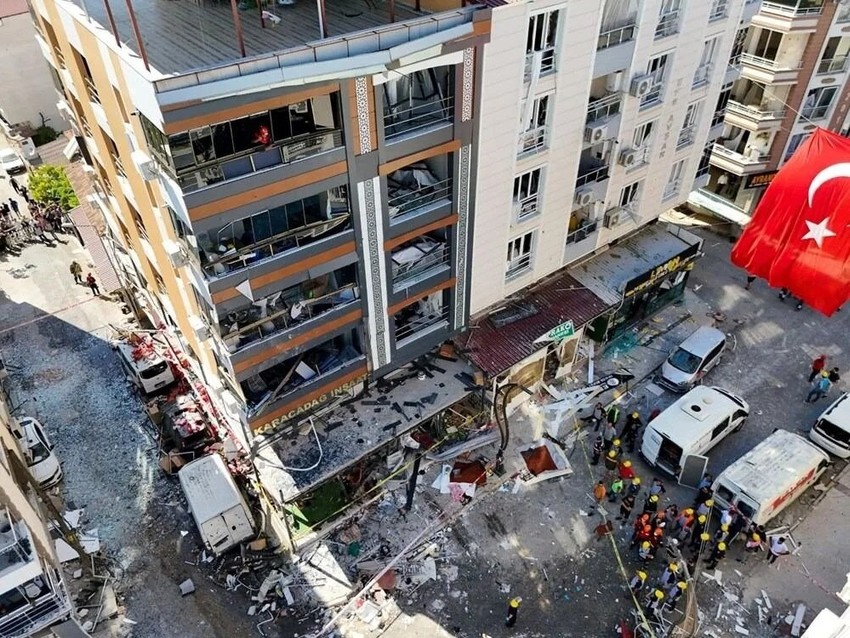 24 yaşındaki Dilek, Torbalı'daki patlama hayatını kaybetmişti! Acılı annesinin sözleri yürekleri dağladı: "Ölüm peşini bırakmadı!" - Resim : 4