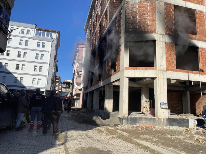 Ordu'da 6 katlı inşaatta korkutan yangın! - Resim : 2