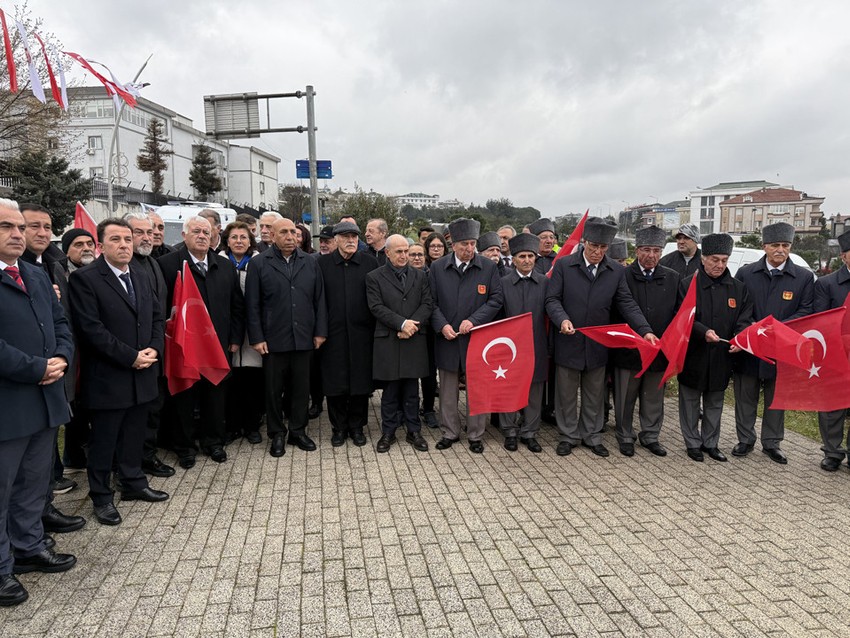 Çanakkale Zaferi'nin 110'uncu yılı! 10 yaşındaki Eslem şiirini gözyaşlarıyla okudu! - Resim : 1