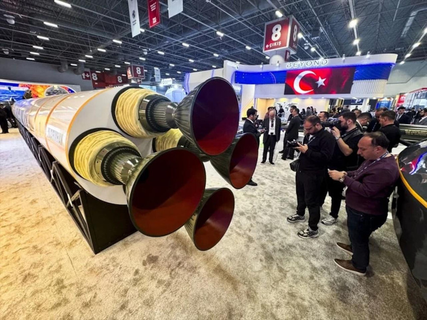 T&uuml;rkiye'nin ilk kıtalararası f&uuml;zesi: YILDIRIMHAN sahneye &ccedil;ıktı - Resim : 5