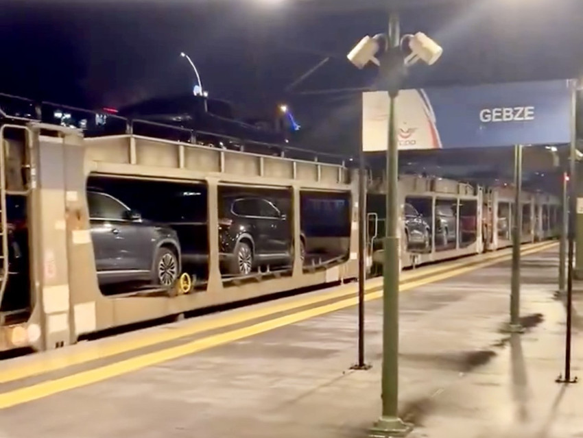 Vagonlar dolusu Togg trenle Avrupa’ya gidiyor! - Resim : 1