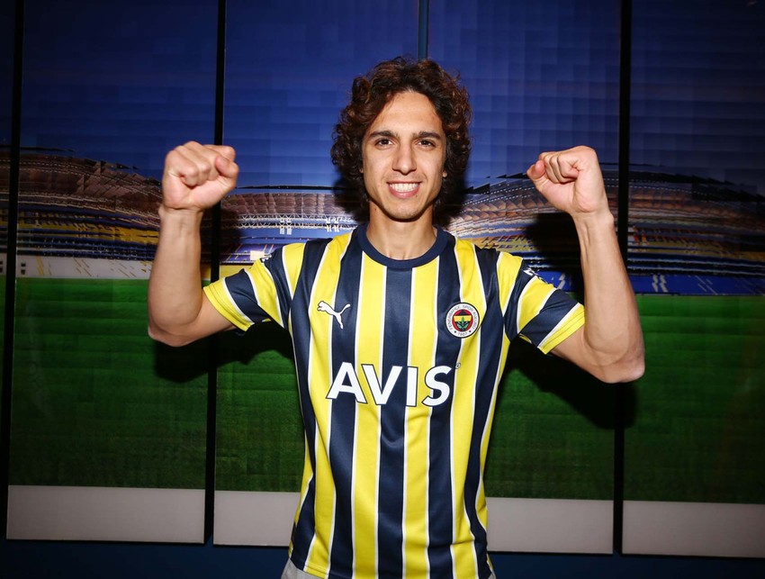 32 maçta 10 gollük katkı yapmıştı! Yıldız futbolcu veda etti! Fenerbahçe’ye geri dönüyor - Resim : 1