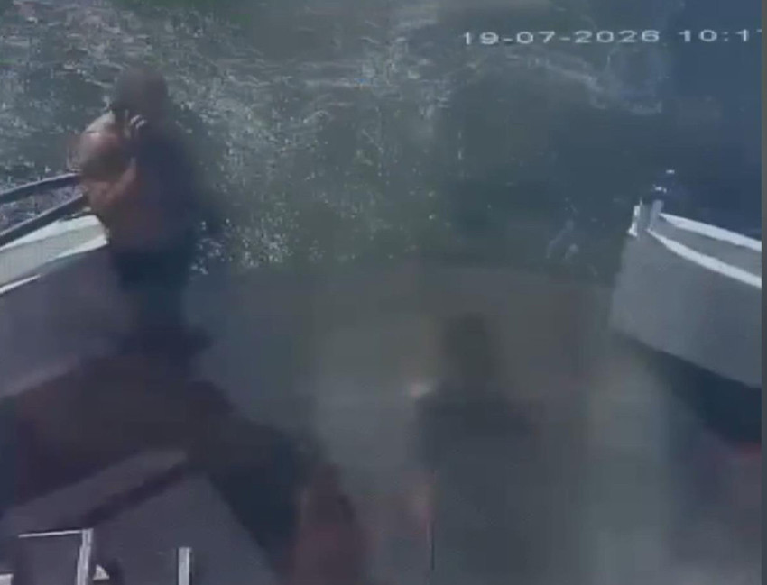 Haliç'teki feci kazanın yeni görüntüleri ortaya çıktı! Her şey bir anda oldu: Telefonla konuşurken... - Resim : 2