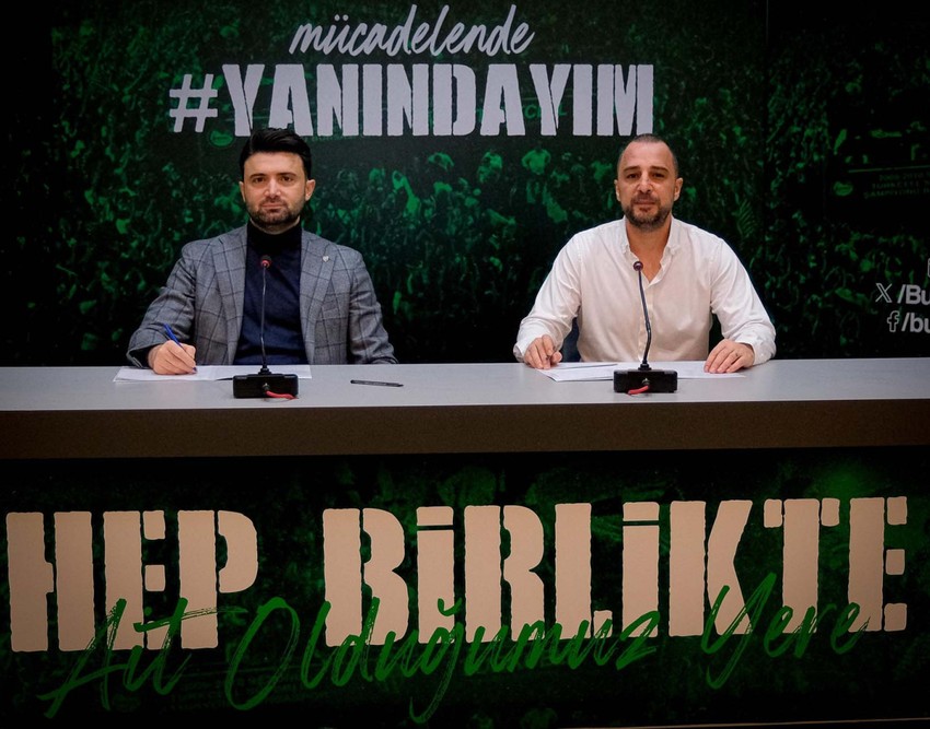 Batalla ile yollar ayrılmıştı! Bursaspor yeni teknik direktörünü resmen açıkladı! - Resim : 1