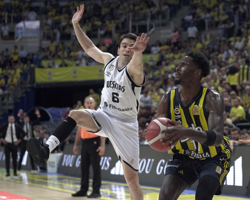 Fenerbahçe’den MVP’ye yeni sözleşme! Nigel Hayes- Davis’e yapılan teklif belli oldu - Resim : 1