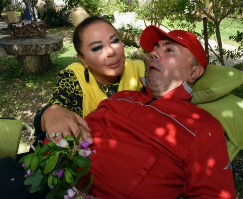 Evlat acısıyla yıkılmıştı! Safiye Soyman'dan yürek burkan Anneler Günü paylaşımı! - Resim : 1