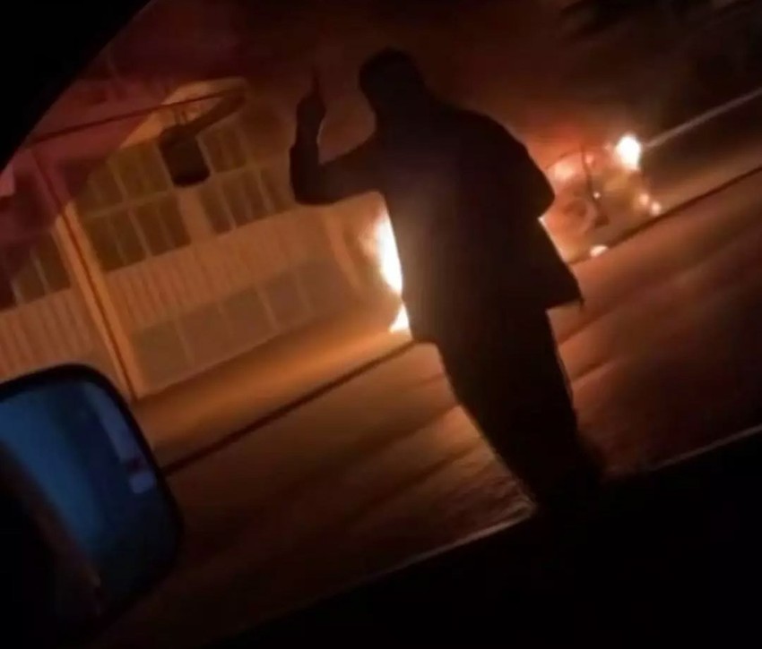 Sakarya'da şaşkına çeviren olay: Yeni otomobilini sokak ortasında ateşe verdi! Sebebini öğrenenler kulaklarına inanamadı - Resim : 2