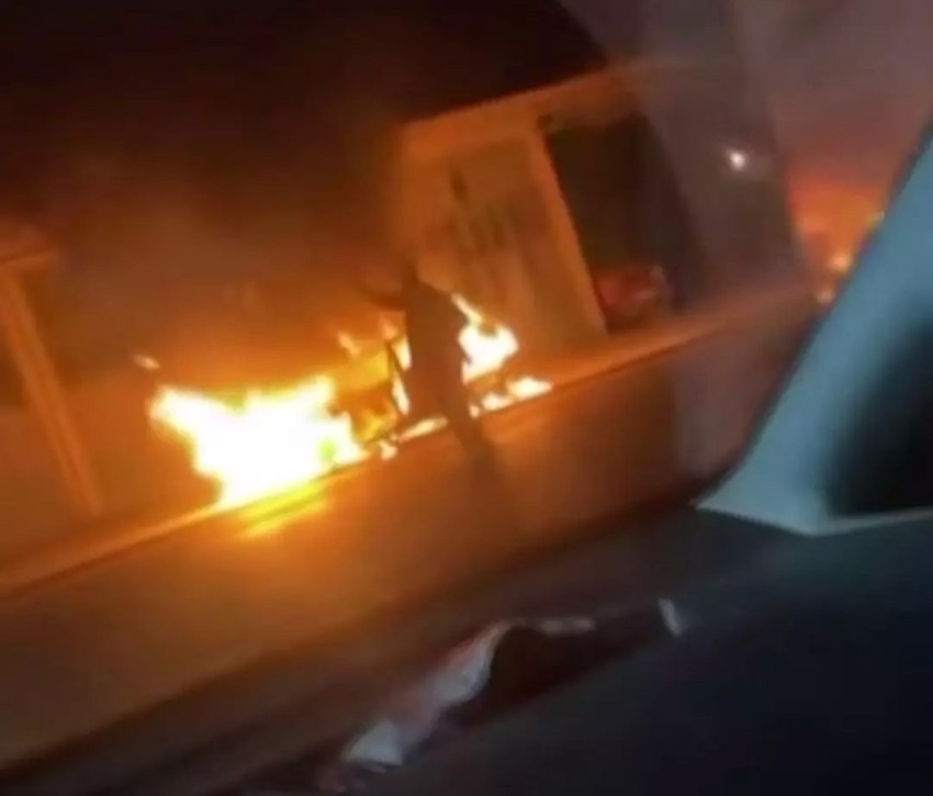 Sakarya'da şaşkına çeviren olay: Yeni otomobilini sokak ortasında ateşe verdi! Sebebini öğrenenler kulaklarına inanamadı - Resim : 4