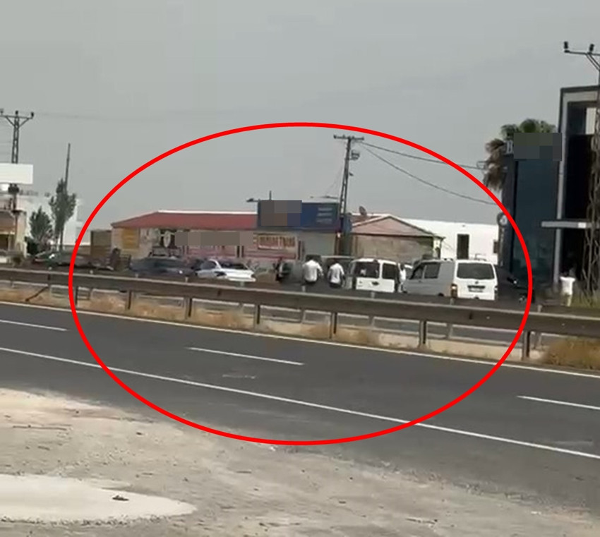 Mardin'de yol verme kavgası: Ölü ve yaralılar var - Resim : 1