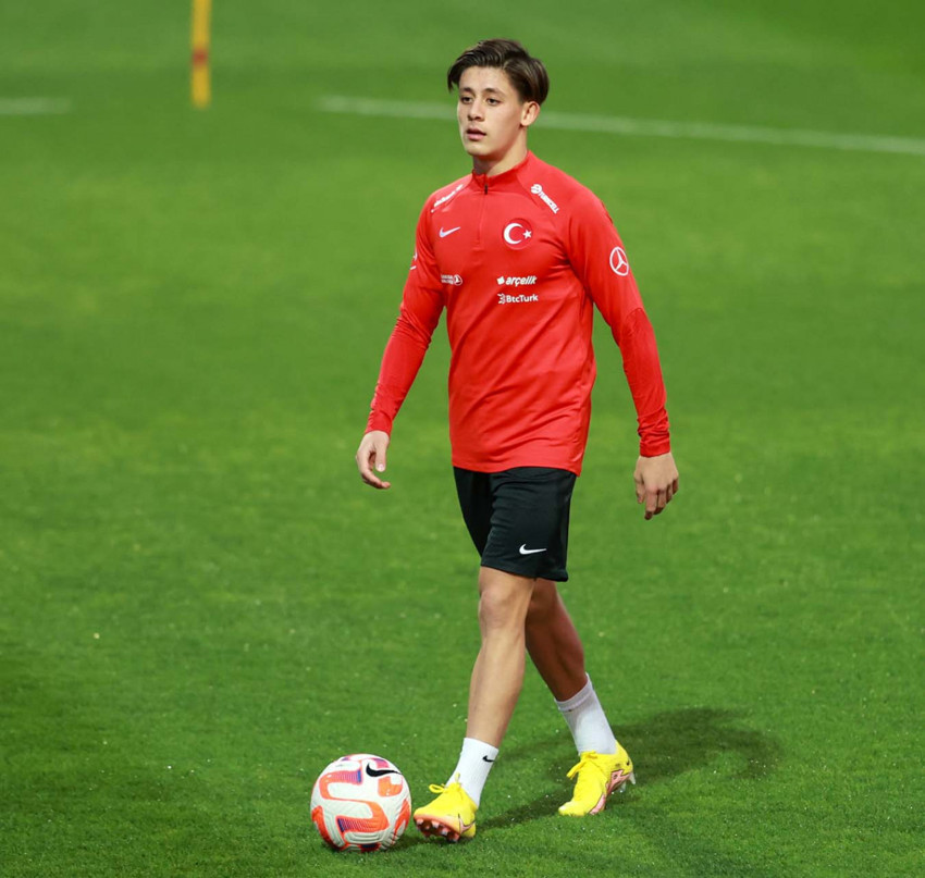 İspanyol gazeteciden Arda Güler’in transferi için olay iddia! “Babası komisyon aldı” dedi, transferin gerçek maliyetini açıkladı - Resim : 2