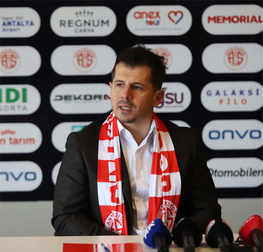 Emre Belözoğlu'ndan şok karar! Resmen duyurdu - Resim : 1