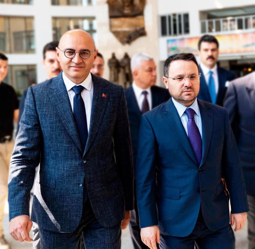 Adalet Bakanı Akın Gürlek'ten Bakırköy Adalet Sarayı'na ziyaret - Resim : 1