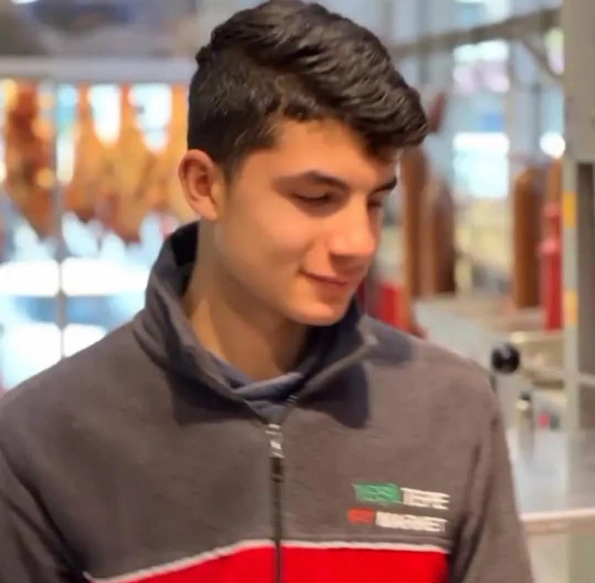 Mezarlıkta park halindeki otomobilde iki gencin cansız bedeni bulundu - Resim : 2