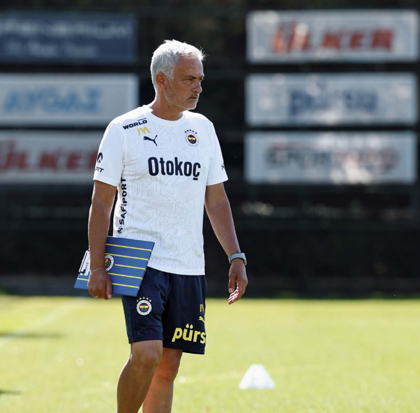 Fenerbahçe’de rota Süper Lig’e döndü! Adana Demirspor maçı hazırlıkları başladı - Resim : 1