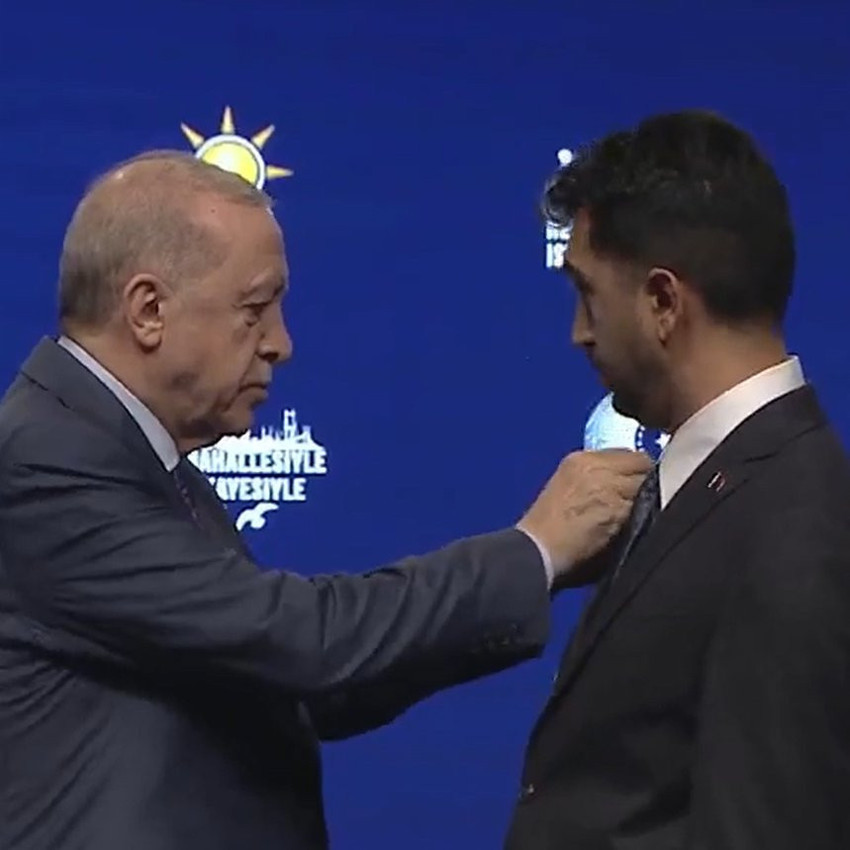 Rozetlerini Cumhurbaşkanı Erdoğan taktı! 3 belediye başkanı AK Parti'de - Resim : 2