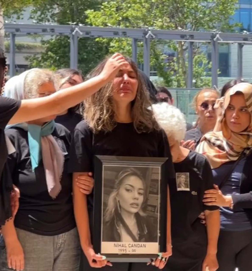 Nihal Candan son yolculuğuna uğurlandı! Bahar Candan ayakta duramadı, annesi feryatları yürek dağladı - Resim : 2