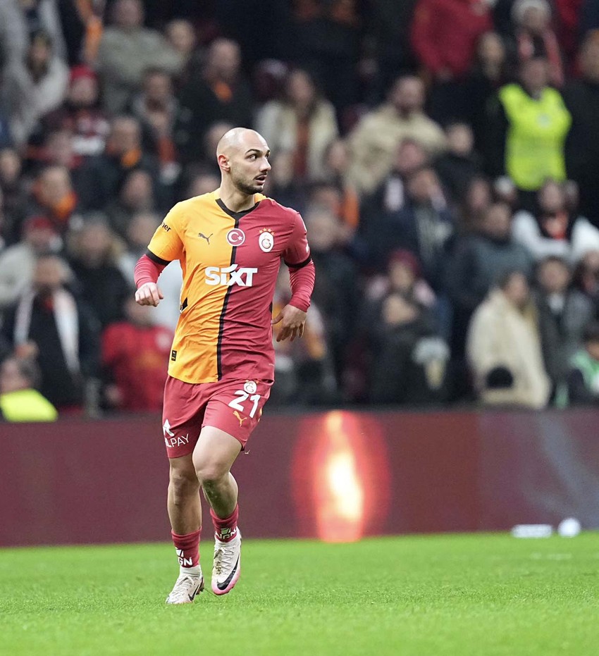 Galatasaray’a yıldız futbolcudan kötü haber! Antalyaspor maçında forma giyemeyecek! - Resim : 1