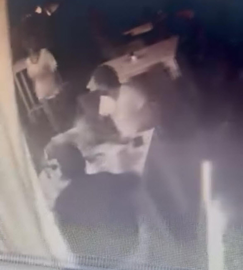 Eğlence mekanında eski eş dehşeti! Arkasından yaklaştığı kadının başını masaya vurdu - Resim : 2