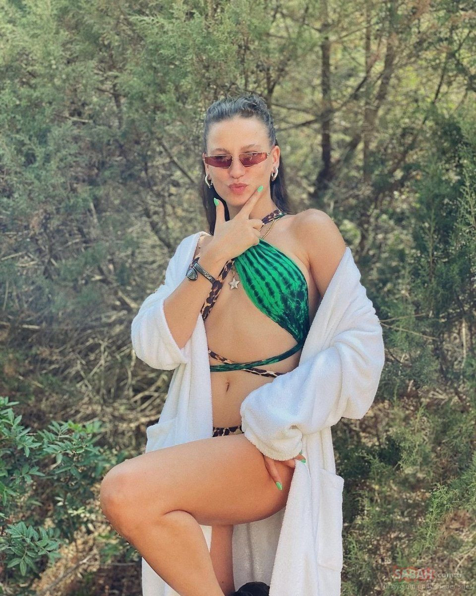Kalça dansıyla mest etmişti! Serenay Sarıkaya derin göğüs dekolteli dans kıyafetiyle yürek hoplattı - Resim: 2